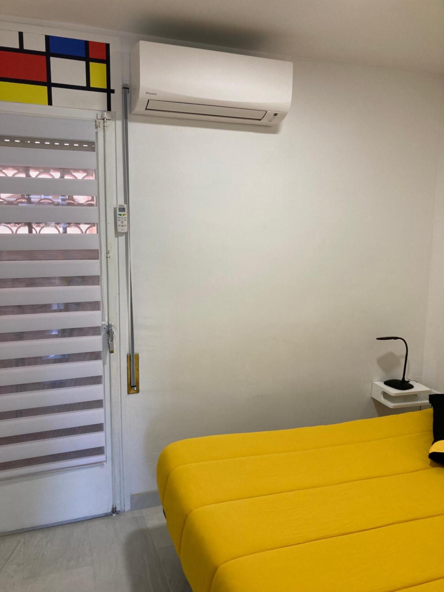 Très Bel Appartement Entièrement Rénové Empuriabrava Extérieur photo