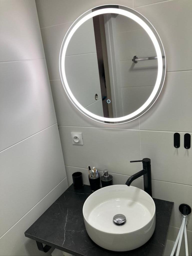 Très Bel Appartement Entièrement Rénové Empuriabrava Extérieur photo
